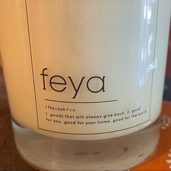 Brand New Feya Christmas Holiday Scented Candle Cranberry Apple Marmalade NWT - Picture 11 of 12